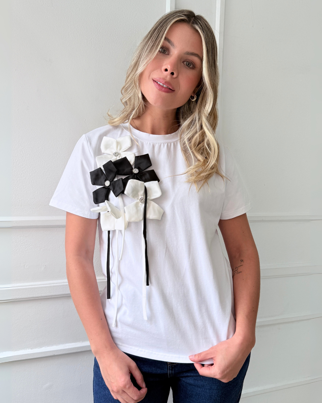 Camiseta Flores 3D Blanca