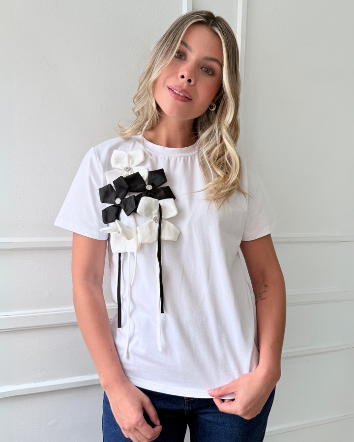 Camiseta Flores 3D Blanca