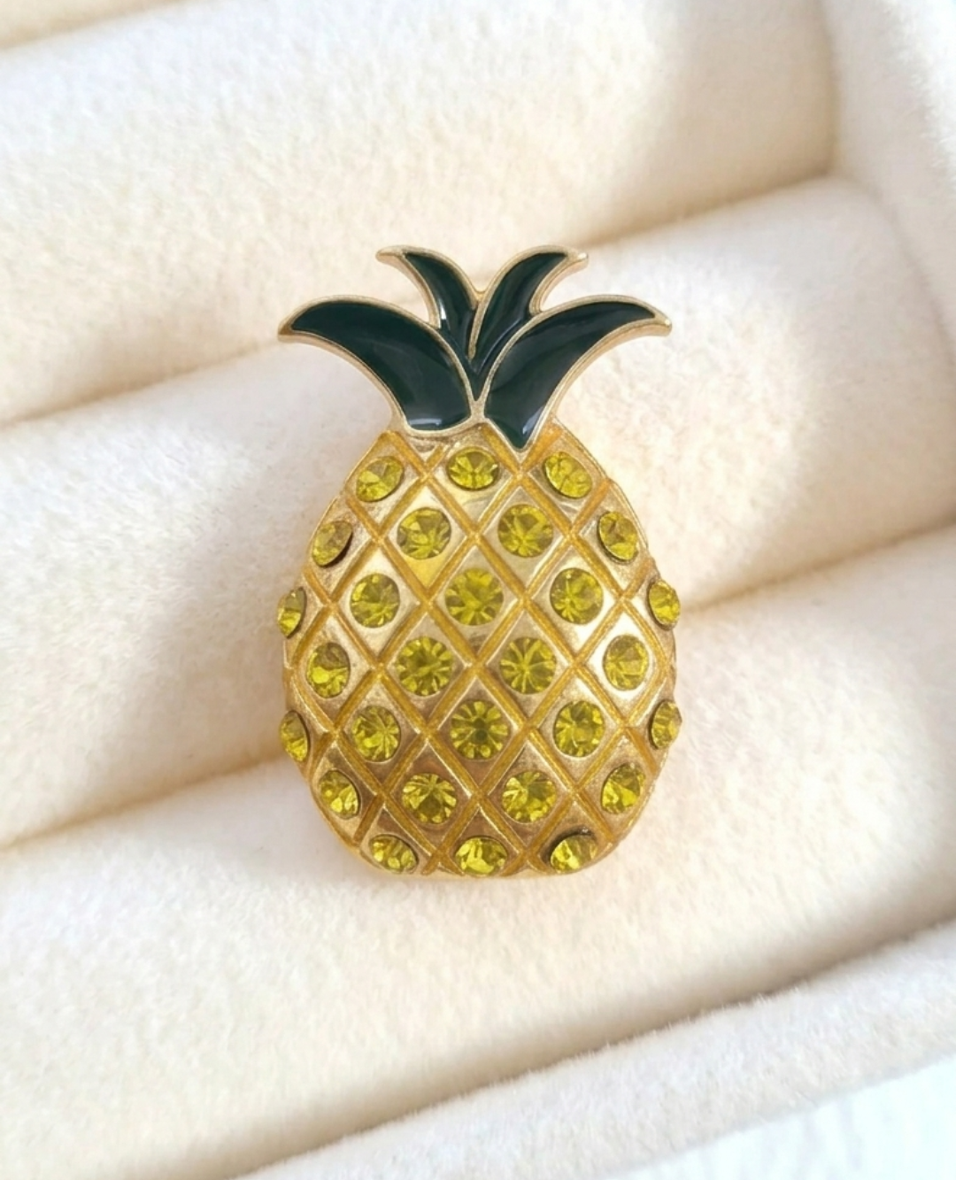 Prendedor Piña