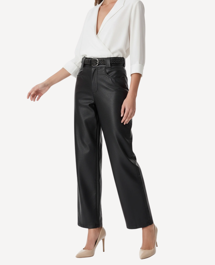 Pantalón Wide leg cuero negro correa