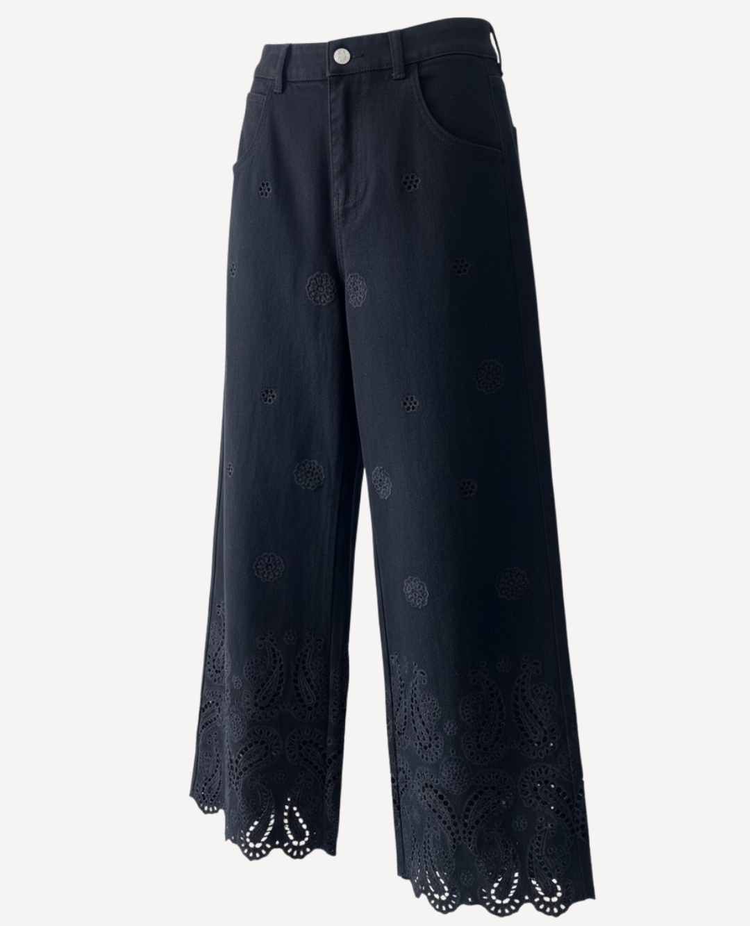 Jean Flores Bordado tipo ojalillo Negro