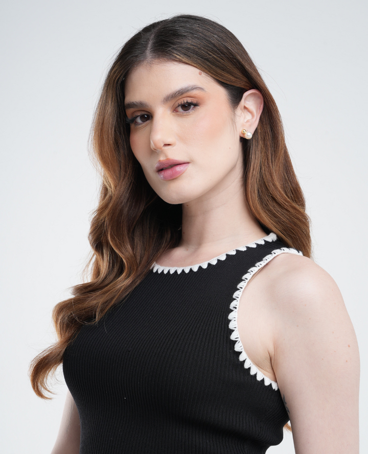 Básico Acanalado Halter Negro