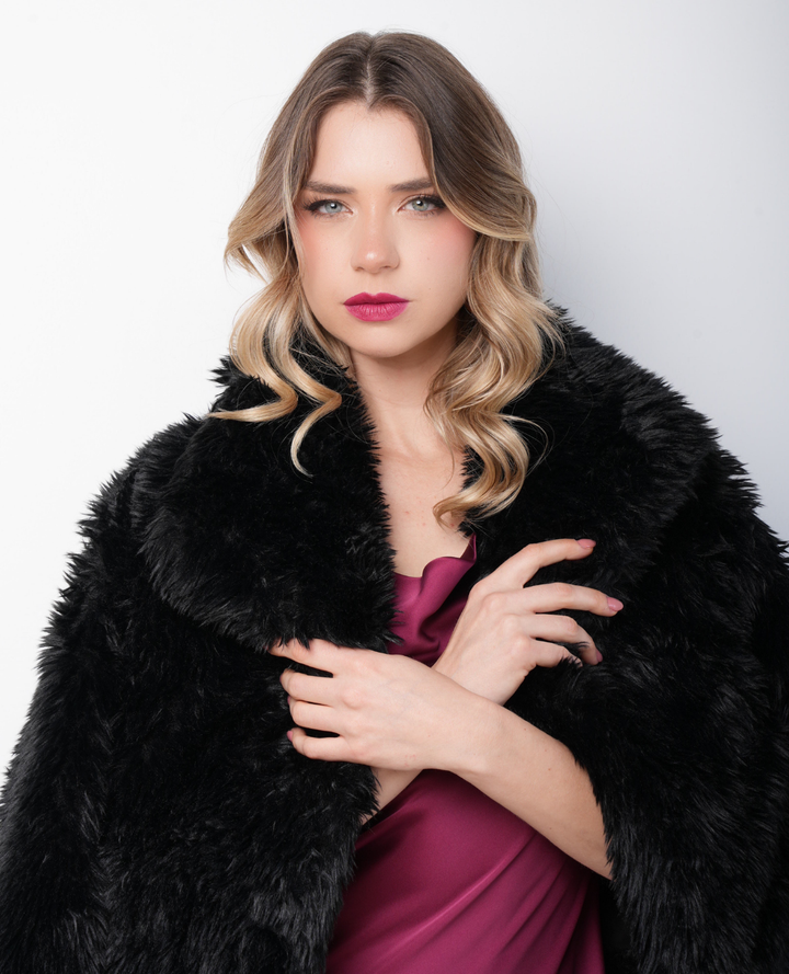 Abrigo peluche Negro