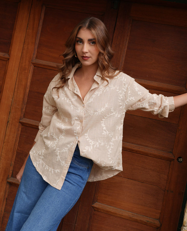 Camisa Lino Bordada Hojas Beige