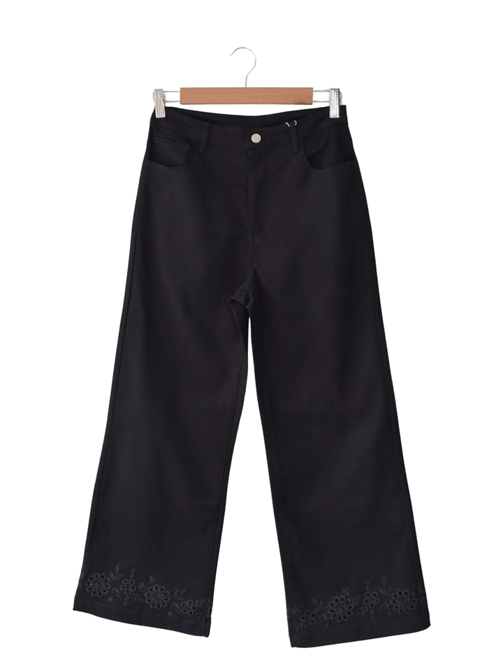 Pantalón Ojalillo Negro