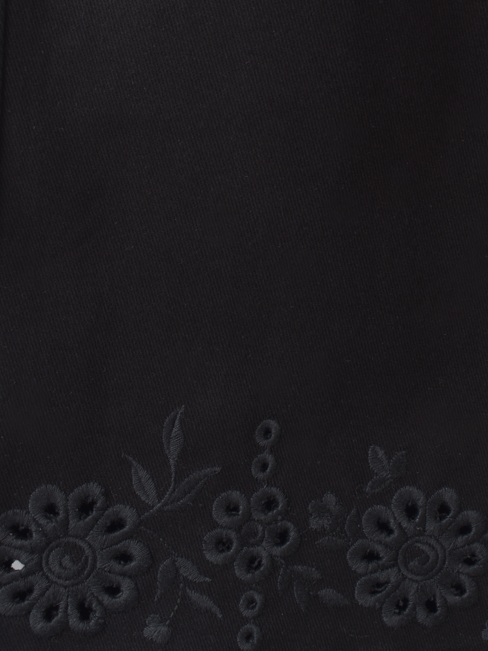 Pantalón Ojalillo Negro