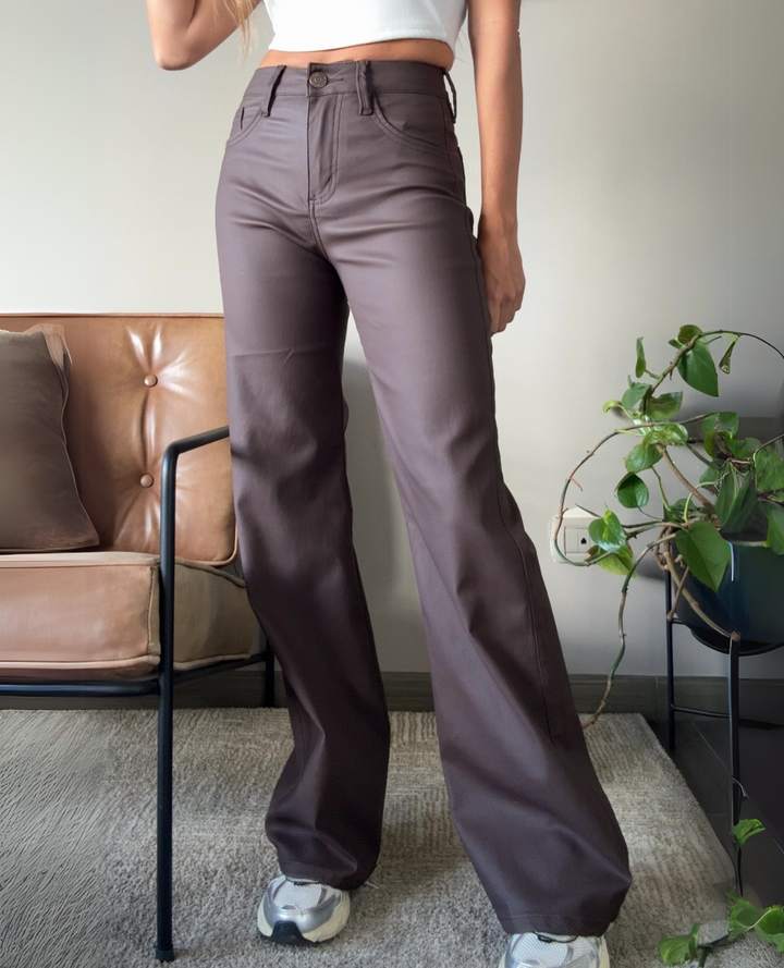 Pantalon cuerina Cafe Keny