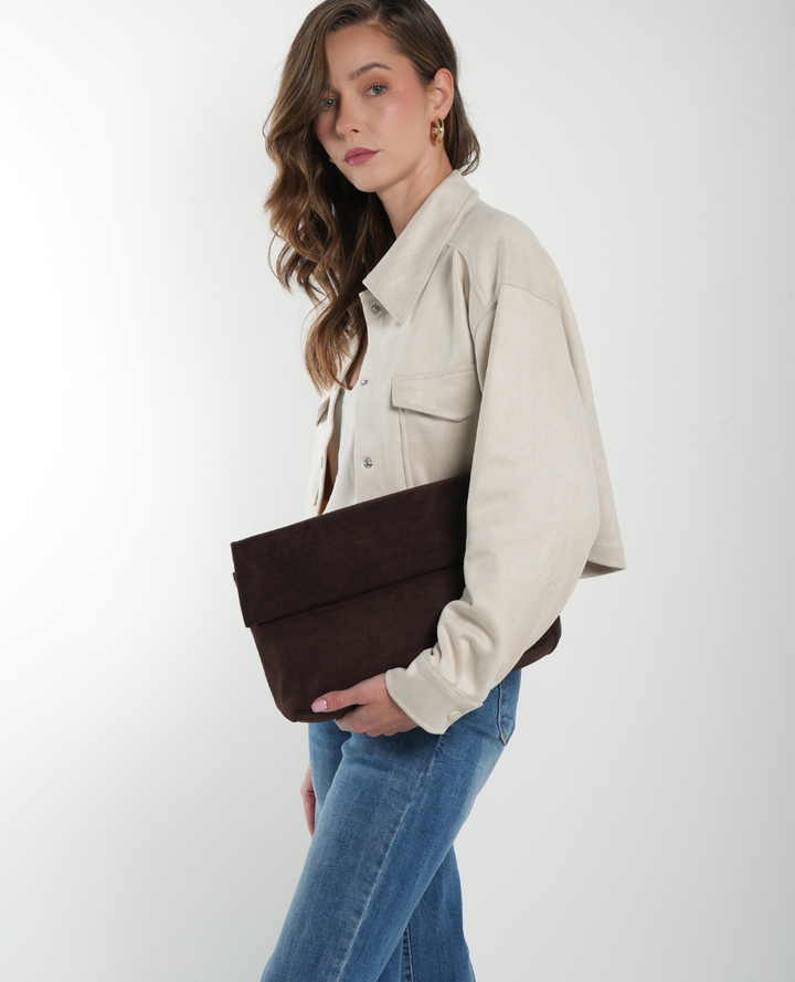 Cartera sobre gamuza Chocolate