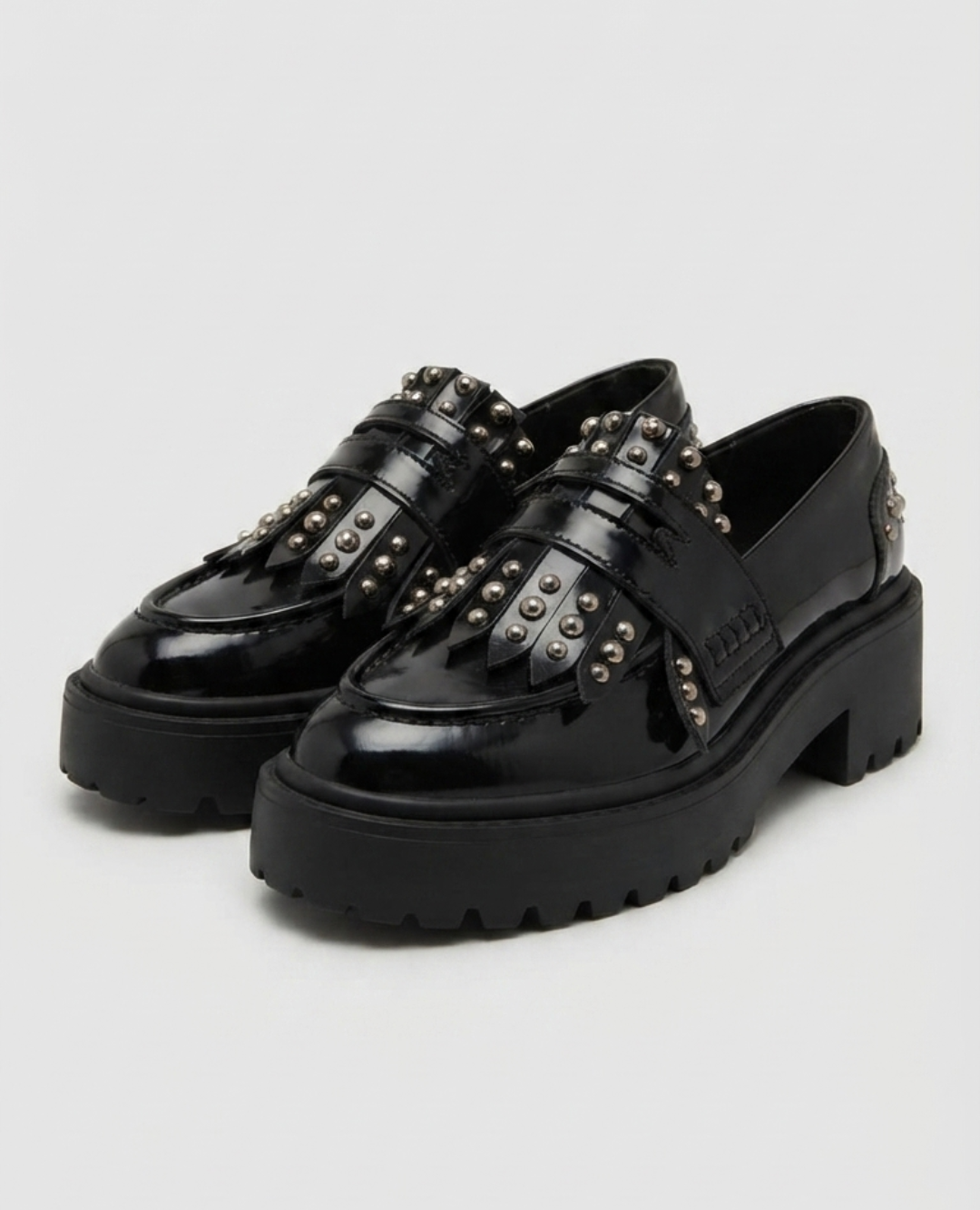 Mocasín Taches Negros