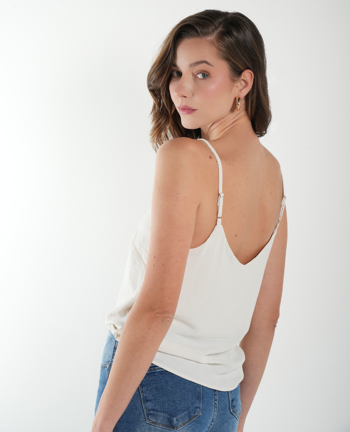 Top dijes tiras crema