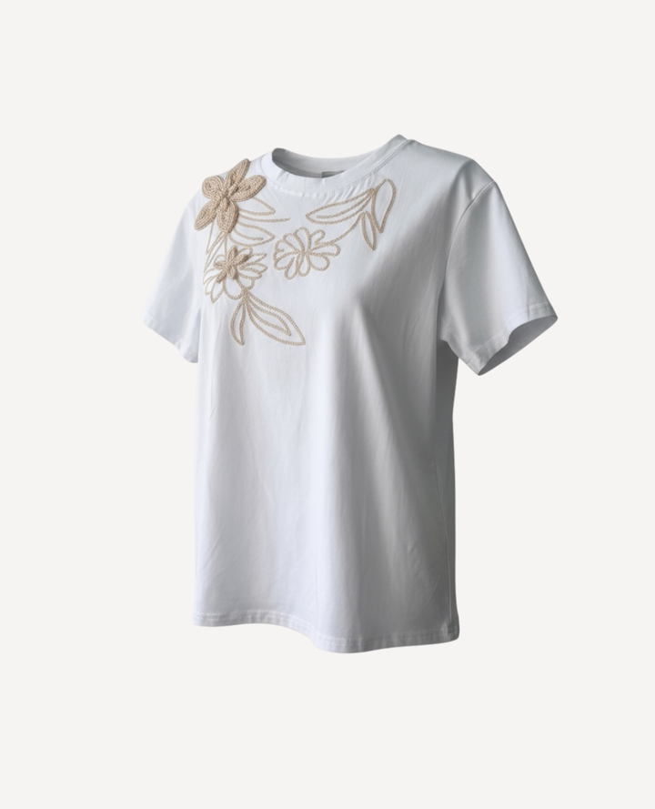 Camiseta bordada hojas