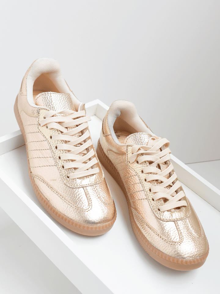 Tenis Ares Dorados