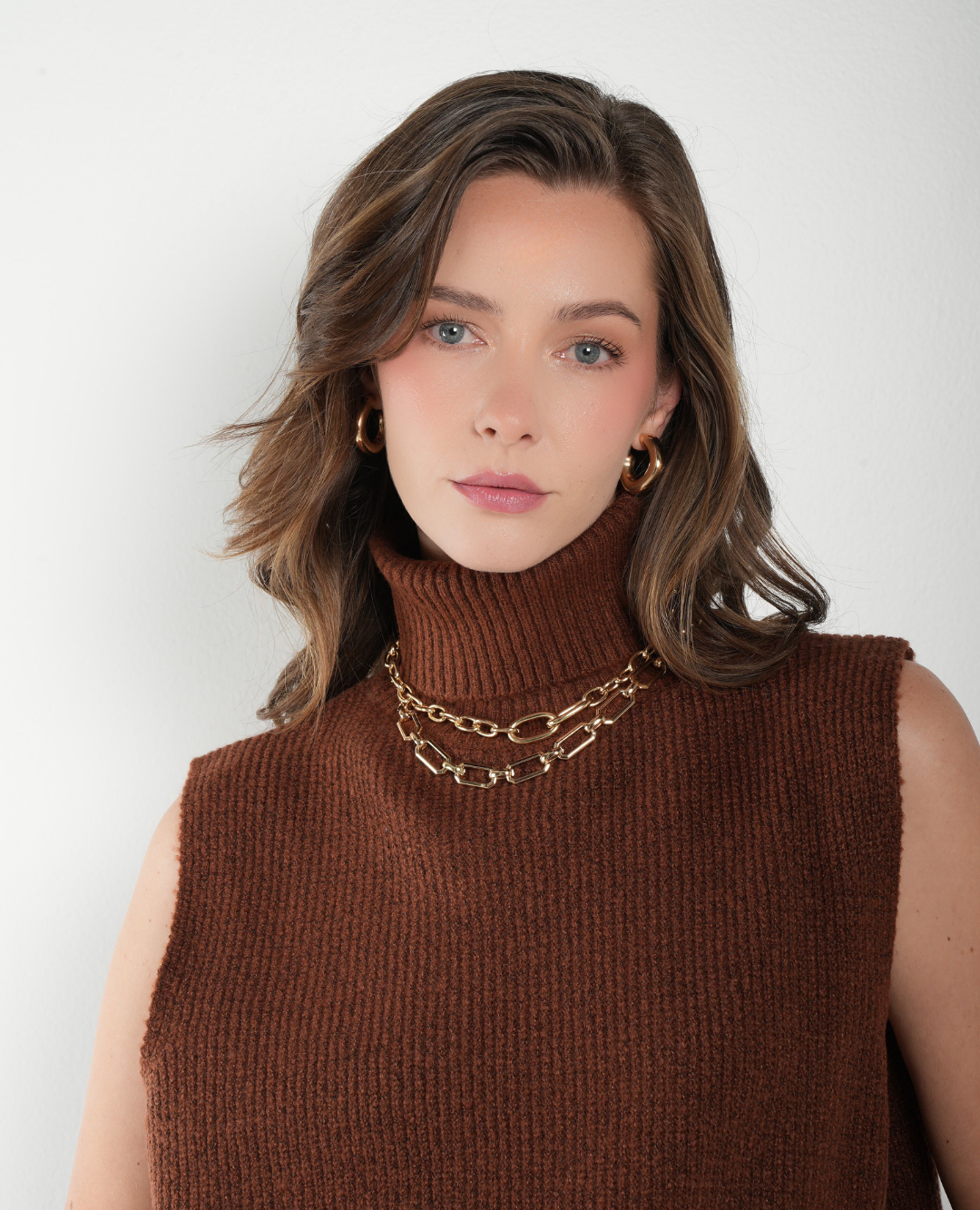 Chaleco Lana Cuello alto Cafe