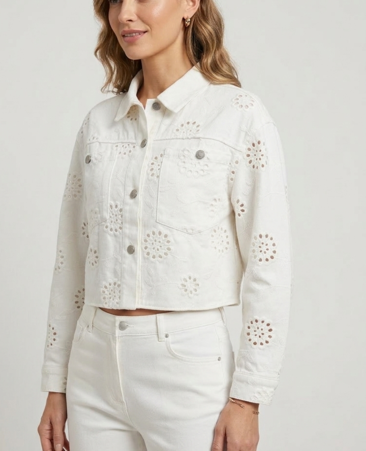 Chaqueta bordada ojalillo Blanca