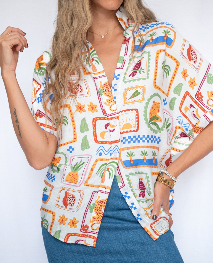 Camisa Estampada Tropical