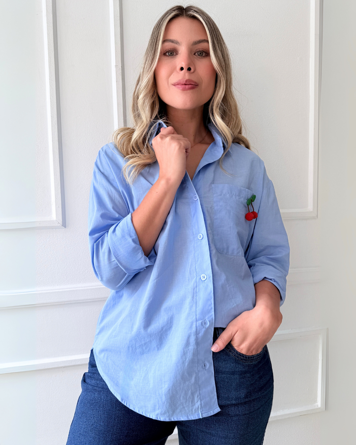 Camisa Clásica Azul Cerezas