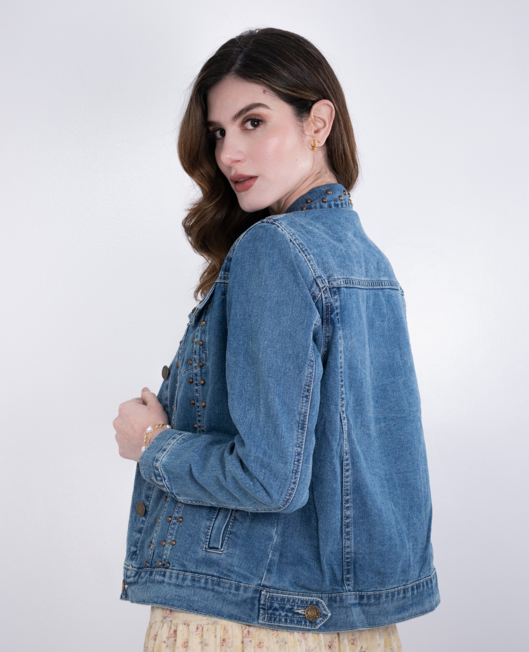 Chaqueta azul denin taches