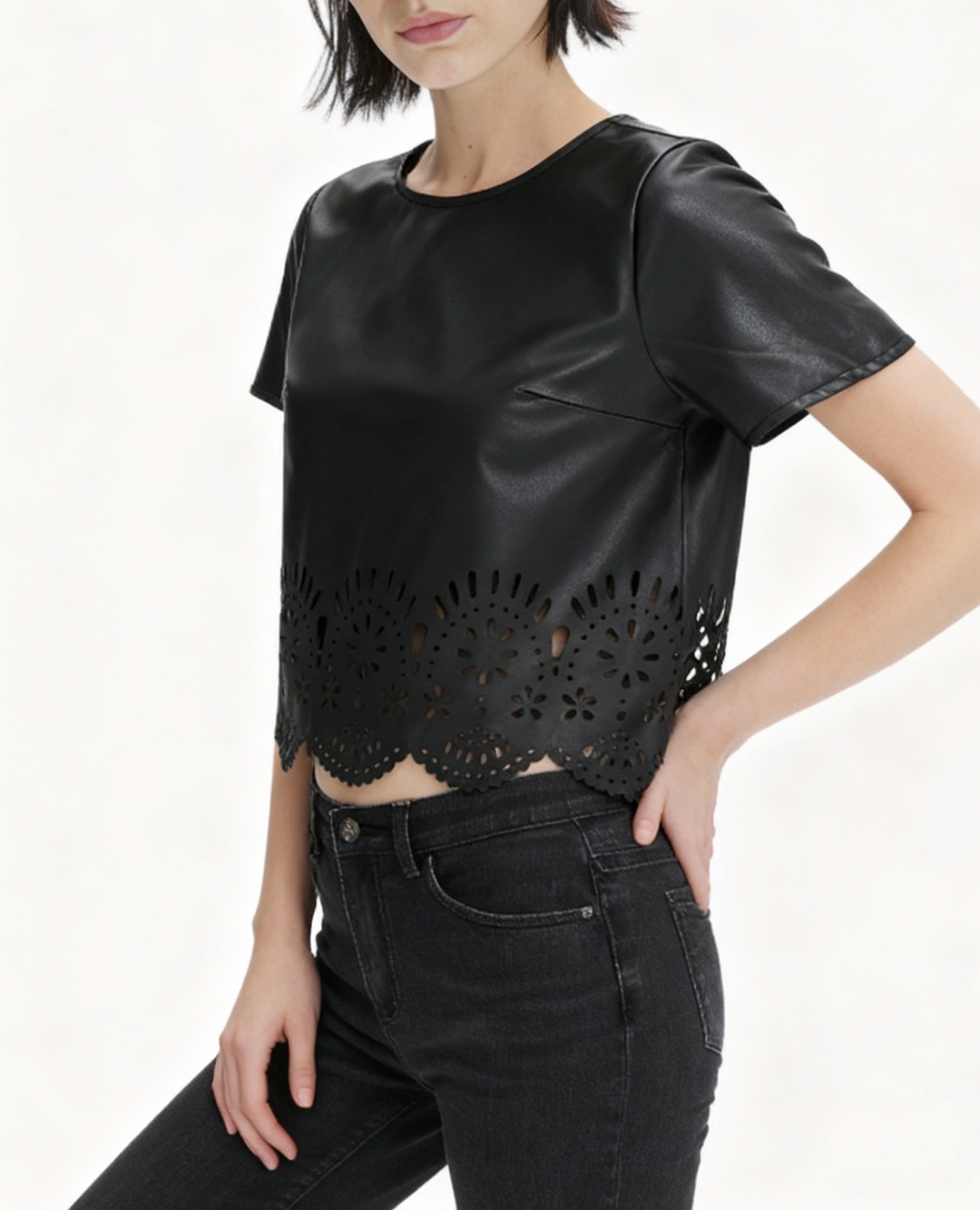 Blusa Cuerina Flores Negra