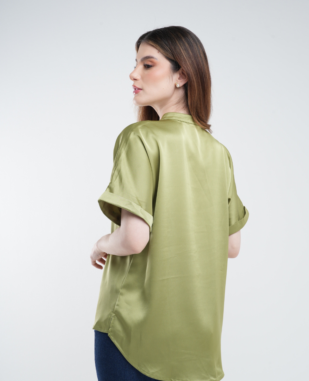Blusa En seda Oversize Verde