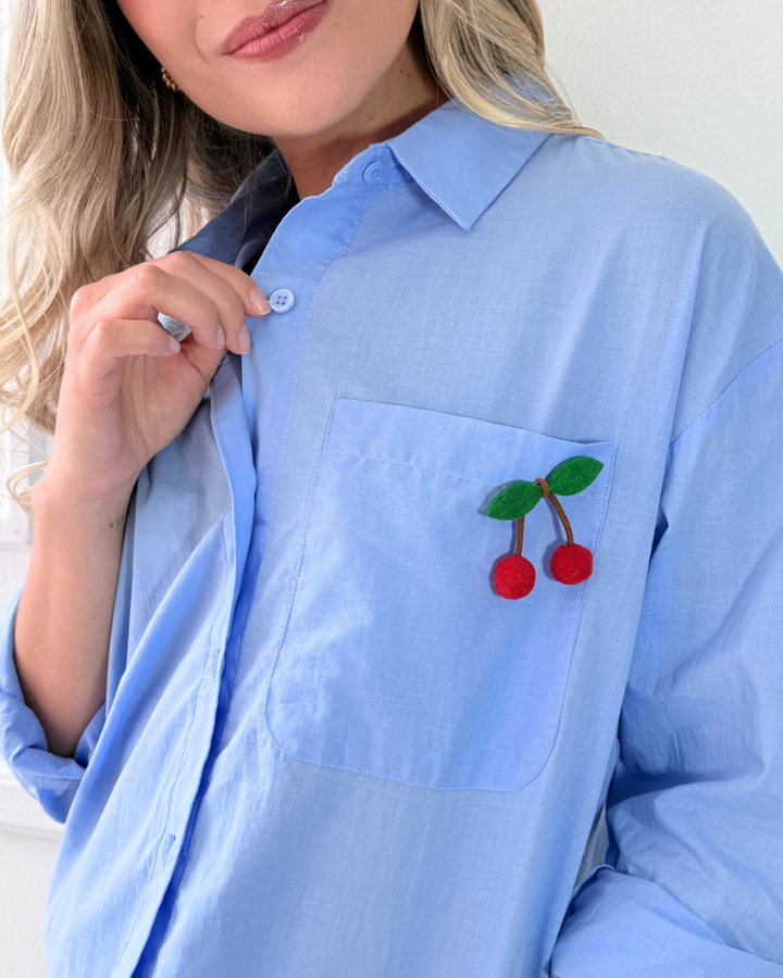 Camisa Clásica Azul Cerezas