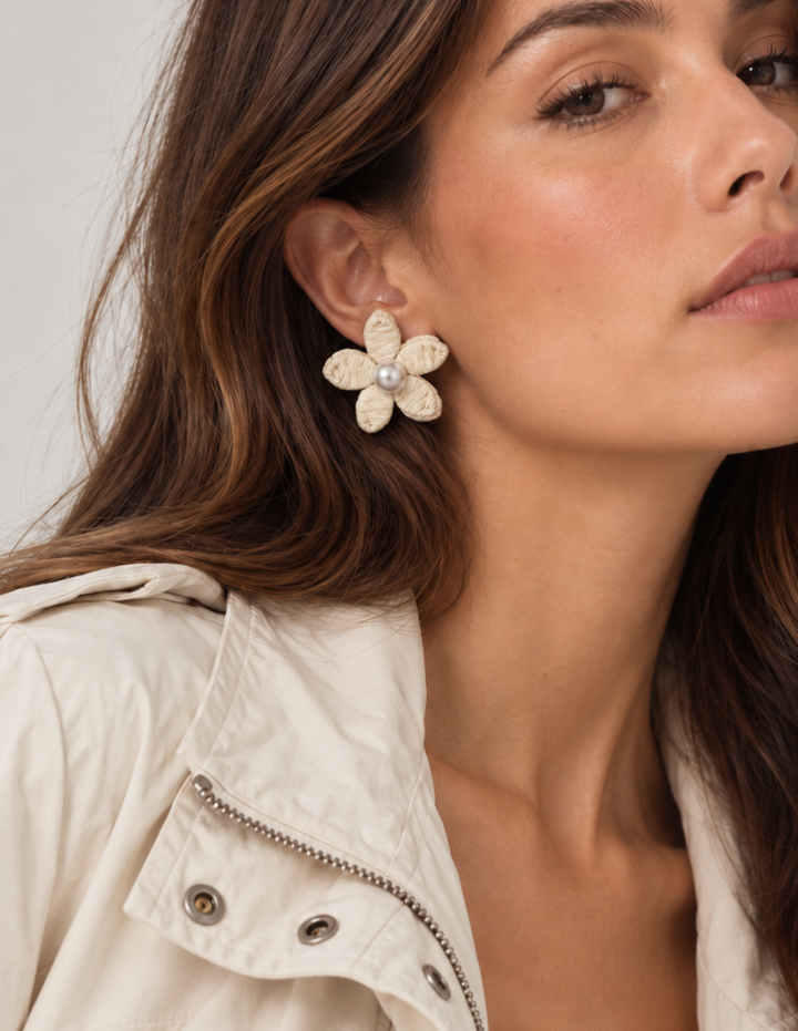 Aretes artesanales Flor Marfil