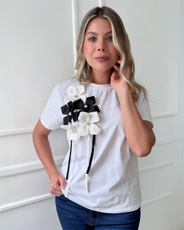 Camiseta Flores 3D Blanca