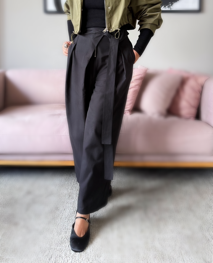 Pantalón Baggie Cruzado Negro